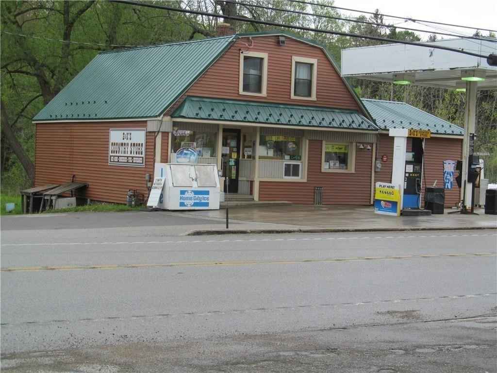 9861 WATTSBURG Rd  