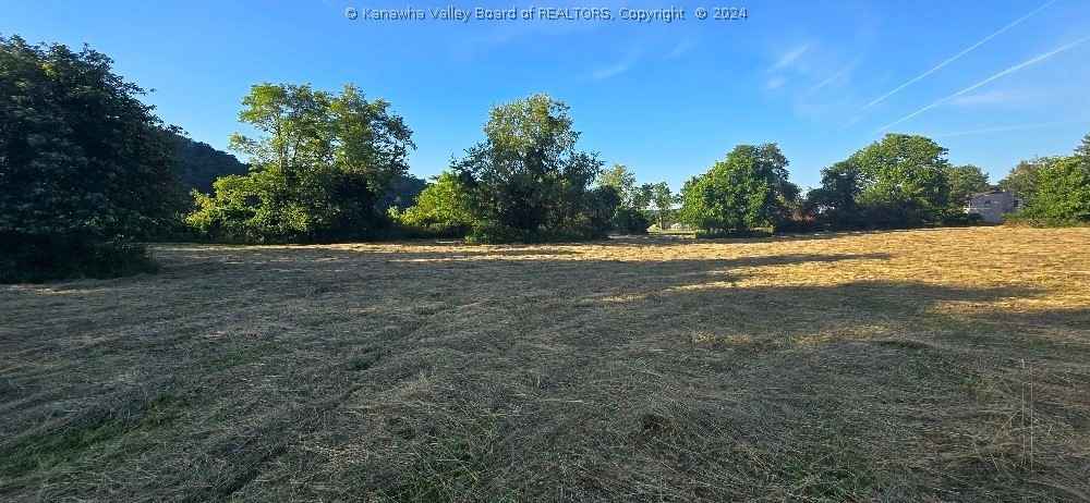 13084 Winfield Rd  