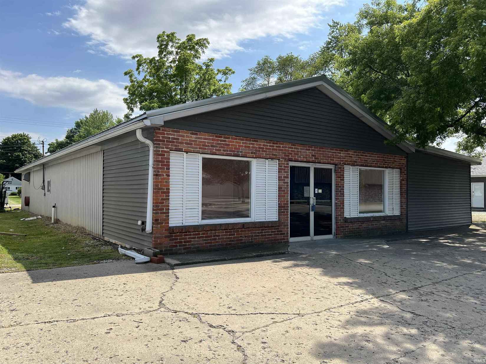 1011 1015 W Jefferson St  