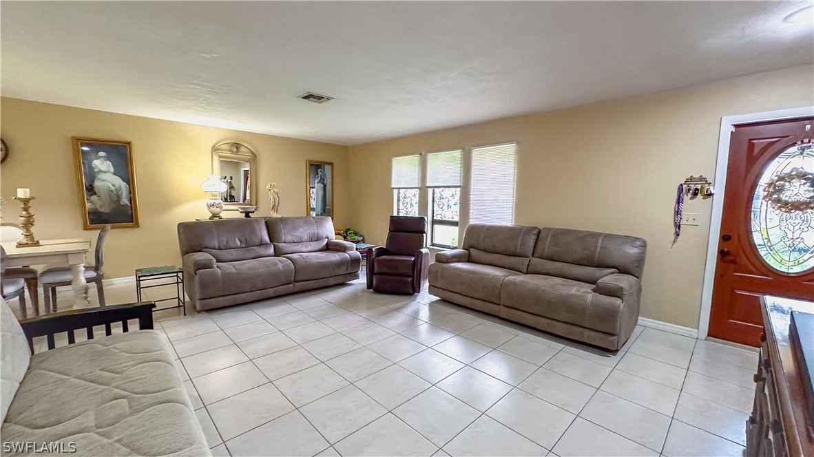 2407 Del Ray Pl  
