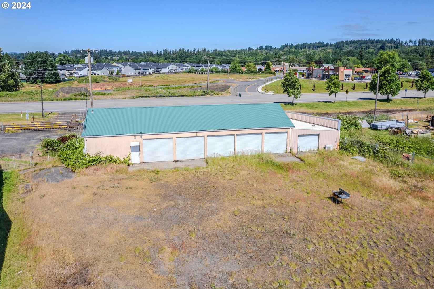 264 N COLUMBIA Riv HWY  