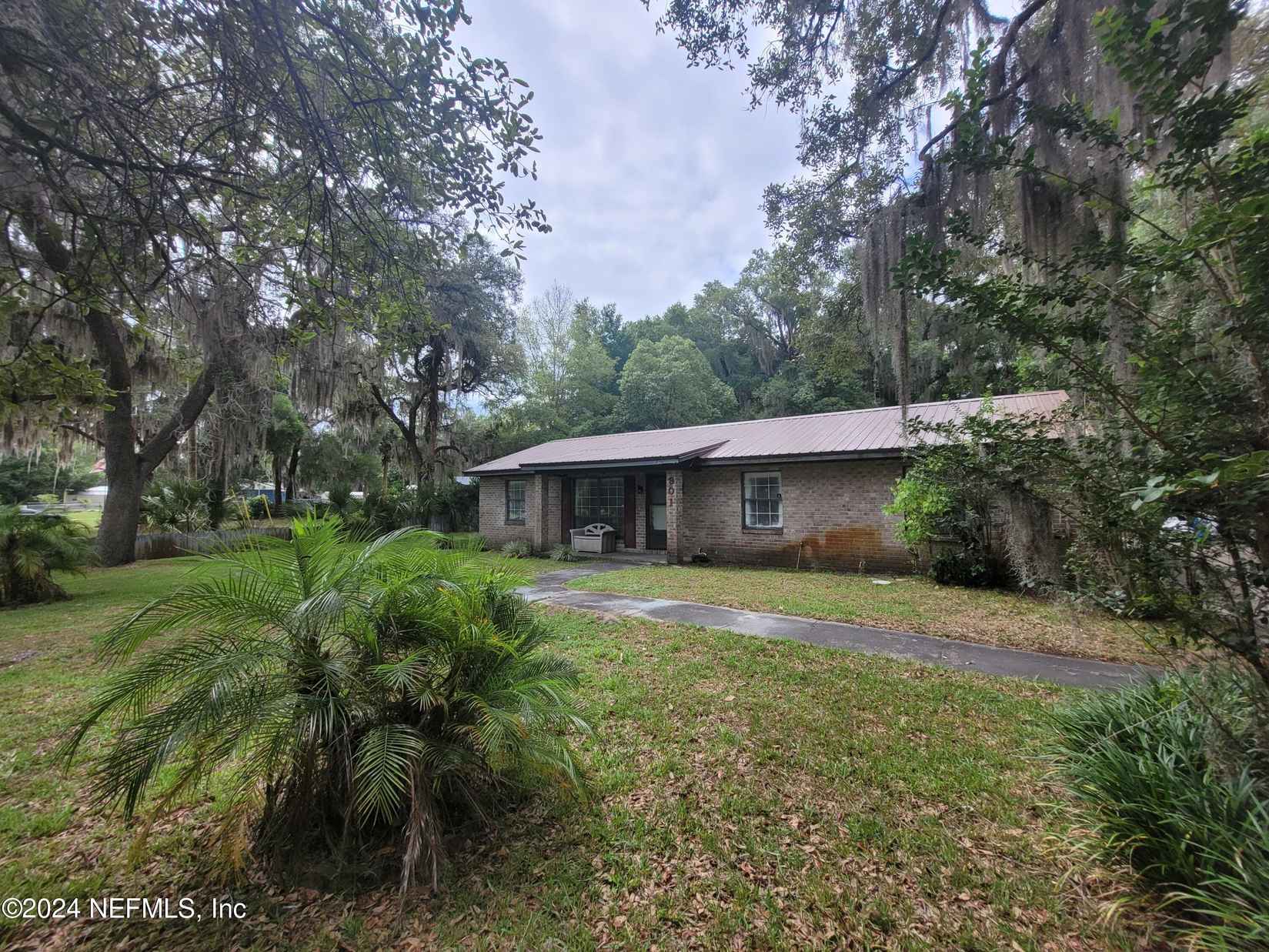 901 PALMETTO St  