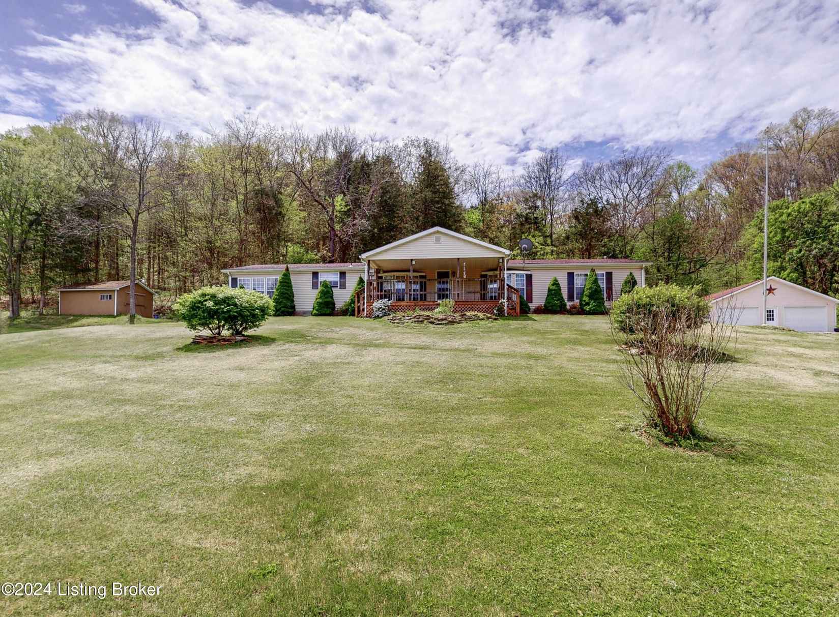 4265 Trinity Ln  