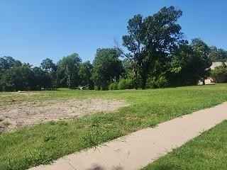 2808 Maple Spgs Blvd  