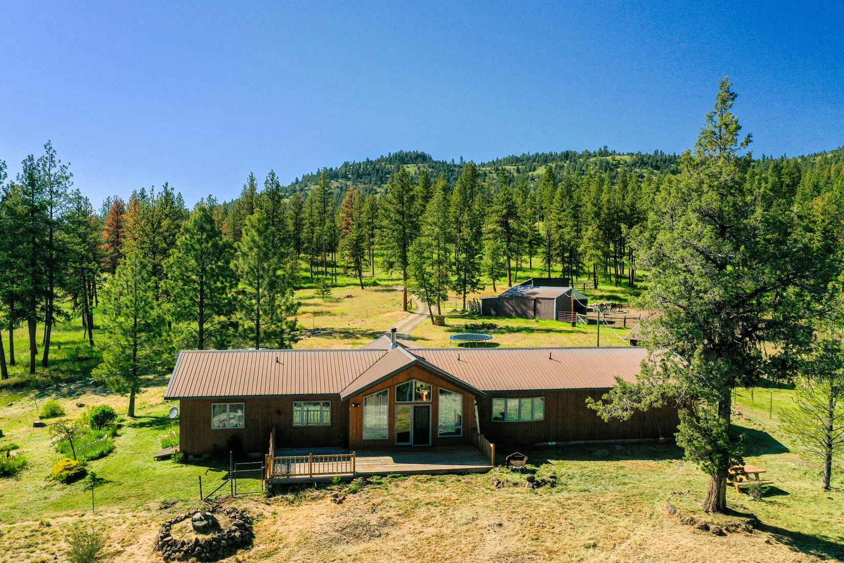 27125 Hwy 395  