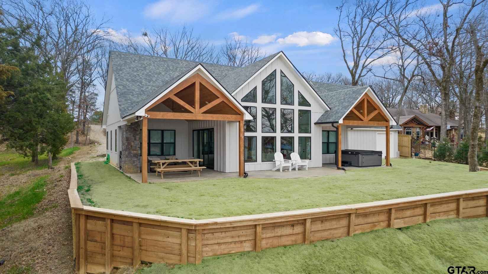 208 County Rd 2129  