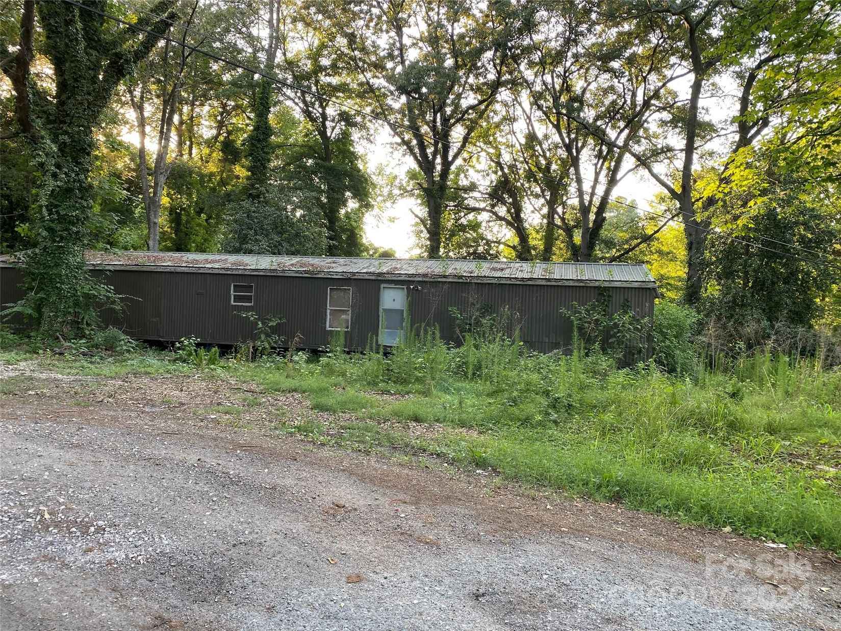 101 Maxwell Dr  