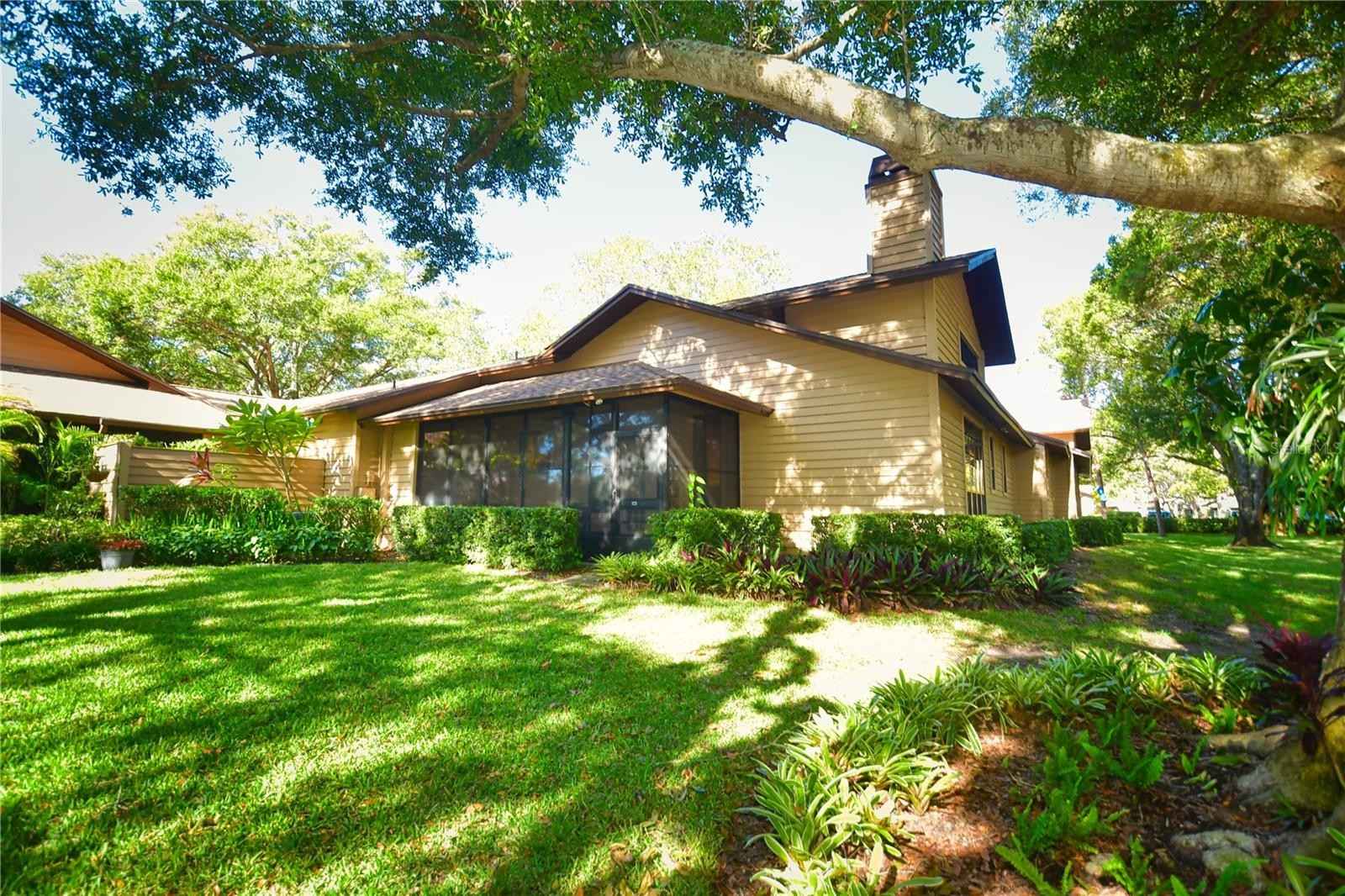 11694 PARKVIEW Ln  