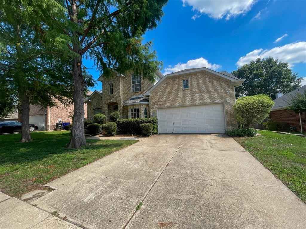 6 Mary Lou Ct  