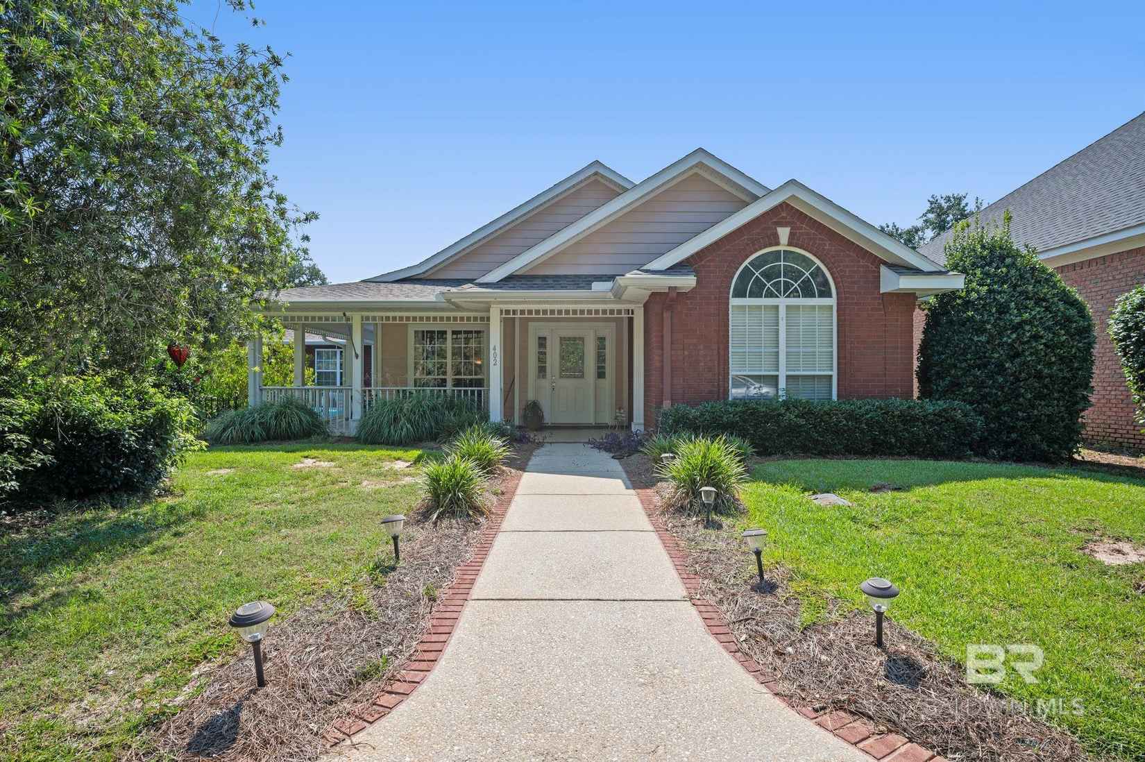 402 Savannah Ln  