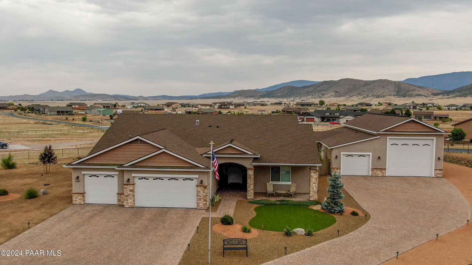 9480 E Pronghorn Ln  