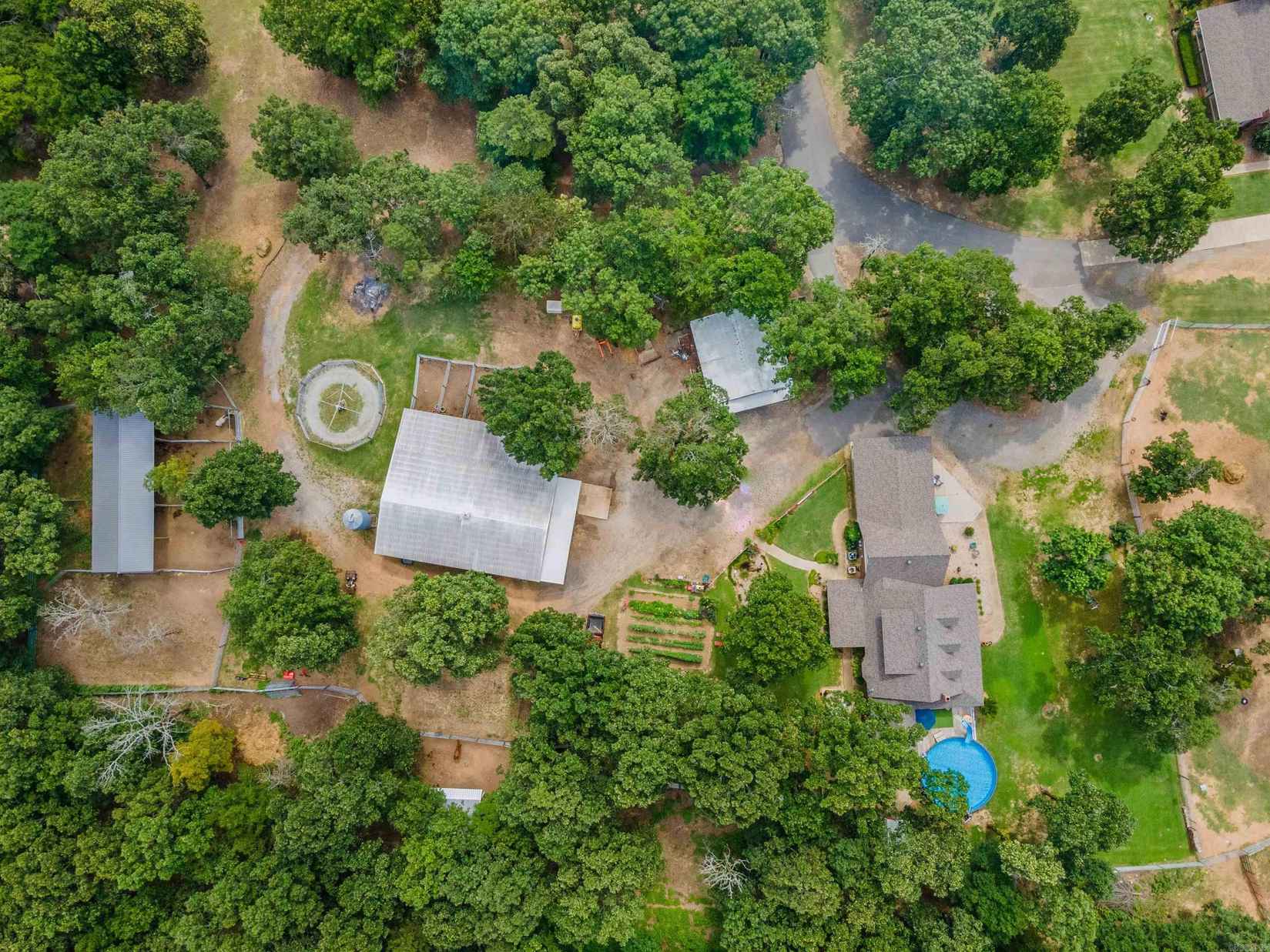 641 LOUIE PRUITT RD  