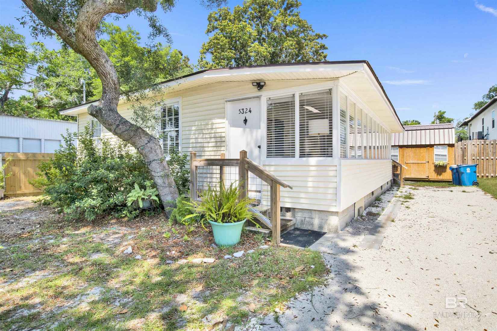 5324 Bay la Launch Ave  