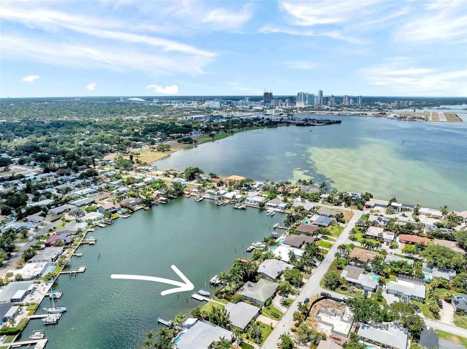 2445 W Bay Isle Dr SE  