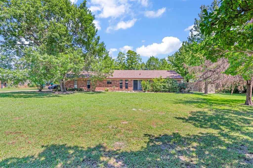 104 Willow Lk Ln  