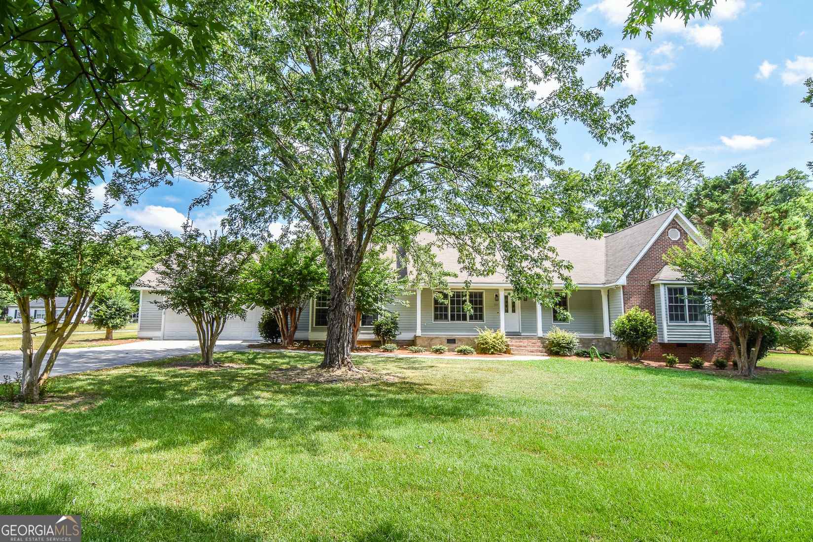 143 Woodall Ln  