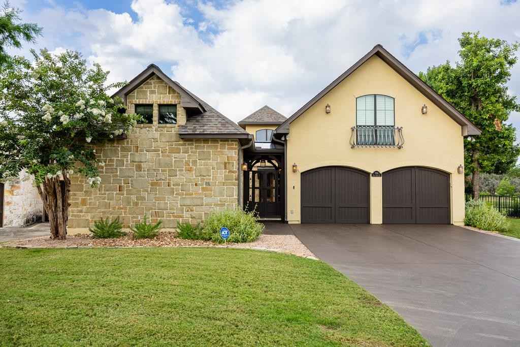 2916 Rock Barn Dr  