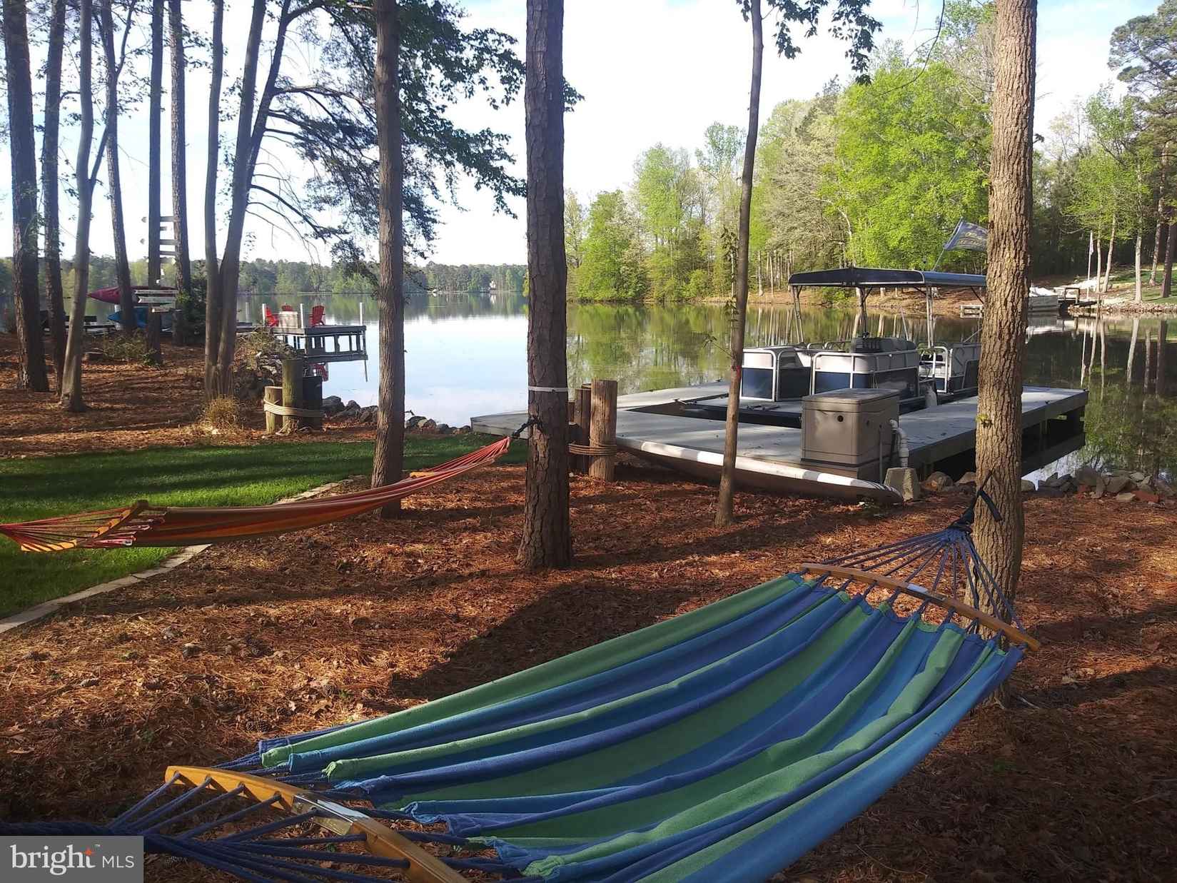 20 Lake Caroline Dr  