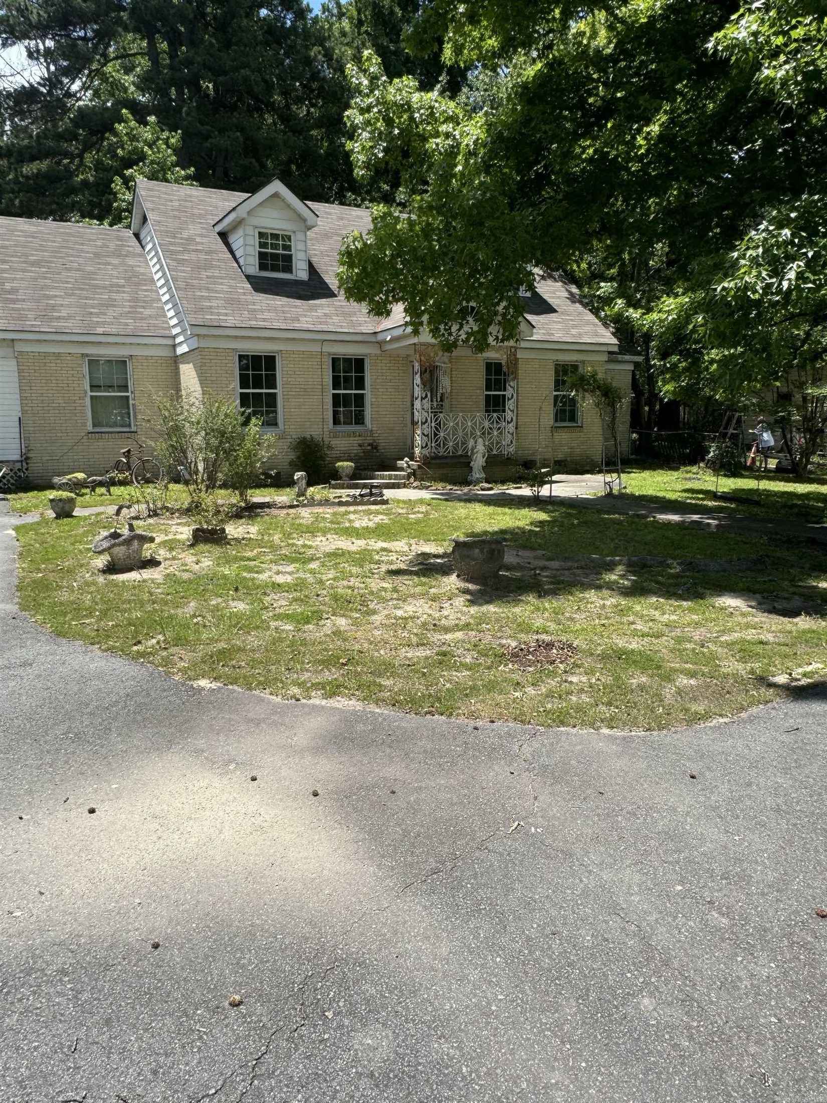 7818 Dollarway Rd  