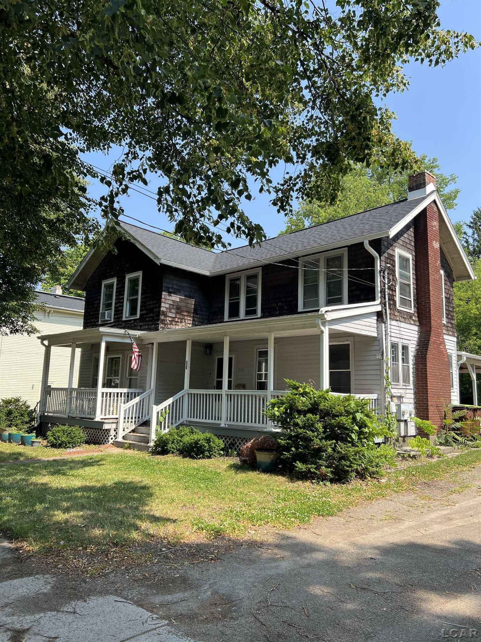 328 Merrick  
