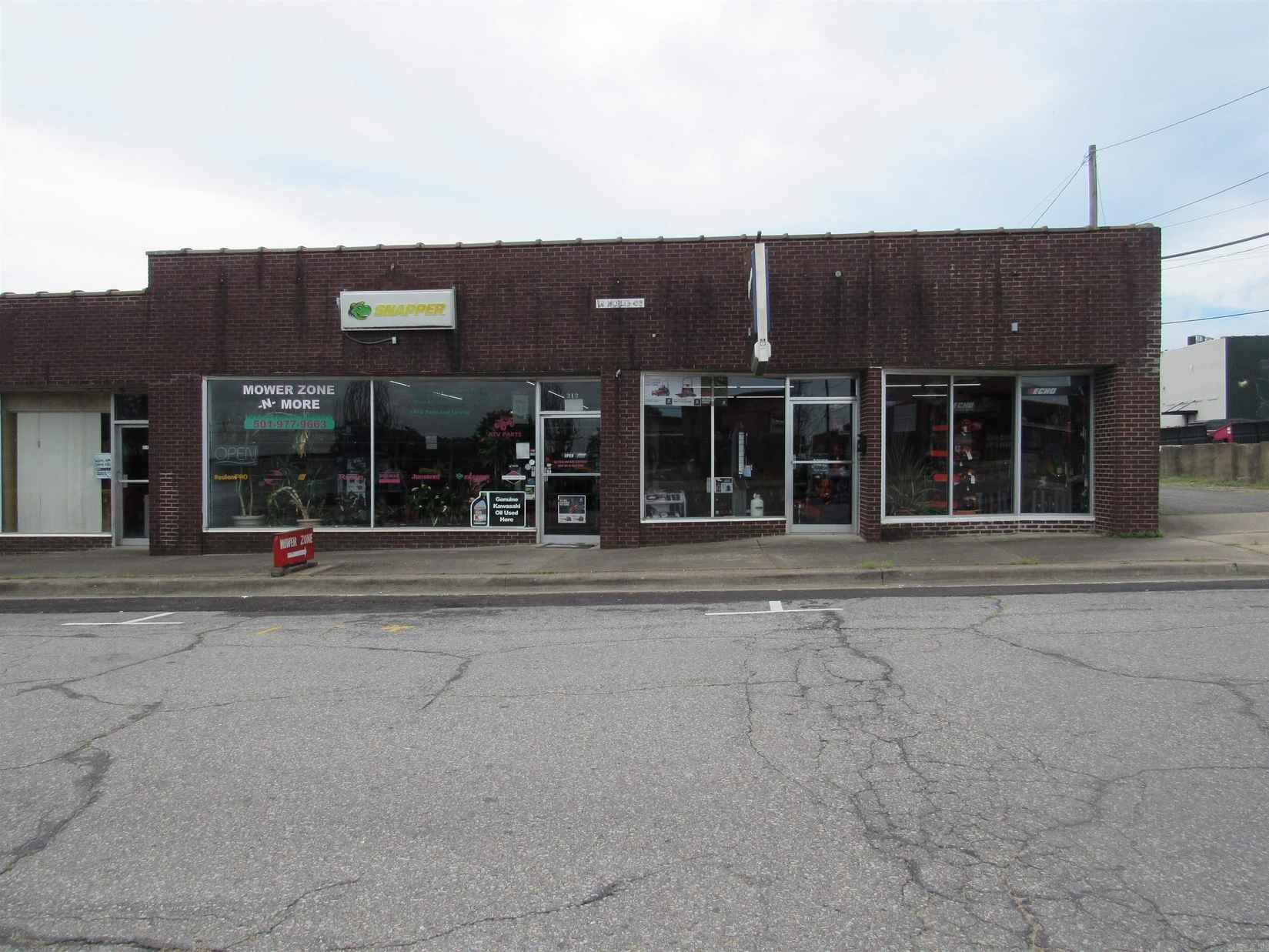 210 E COMMERCE St  
