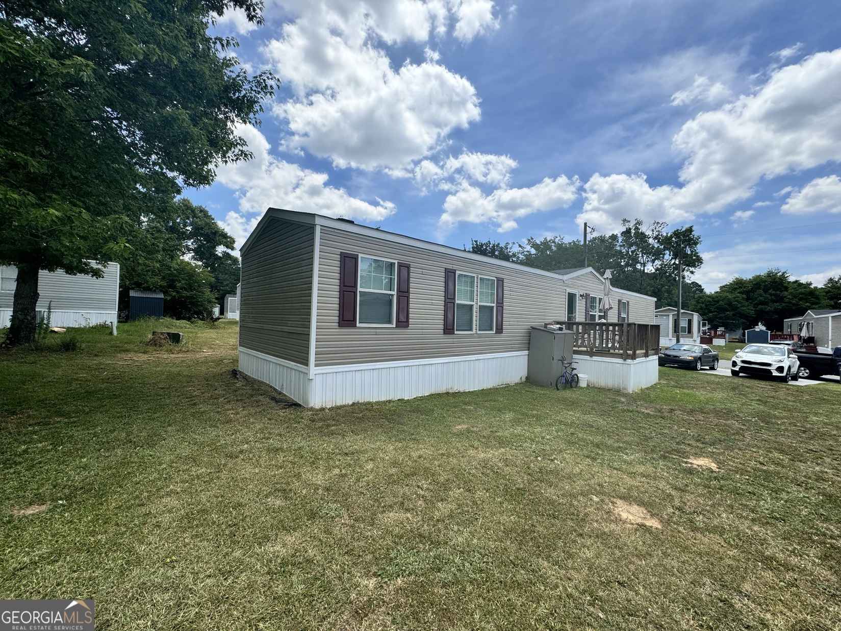 145 Town Ln  