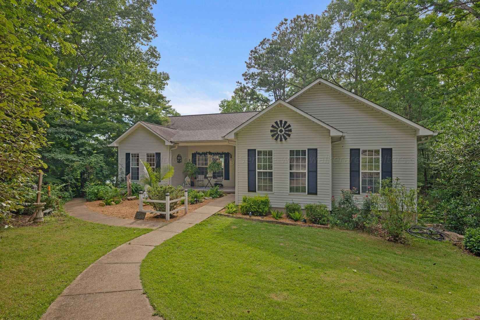 640 COUNTY Rd 229  