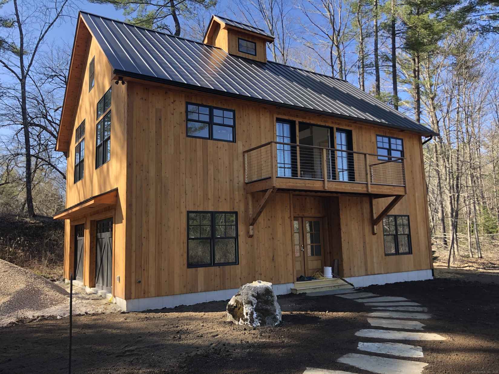 120 Farnum Rd  
