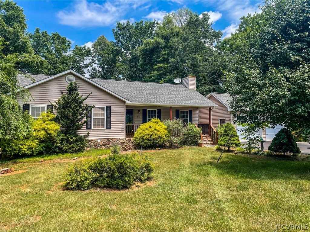 1068 Colony Ct  