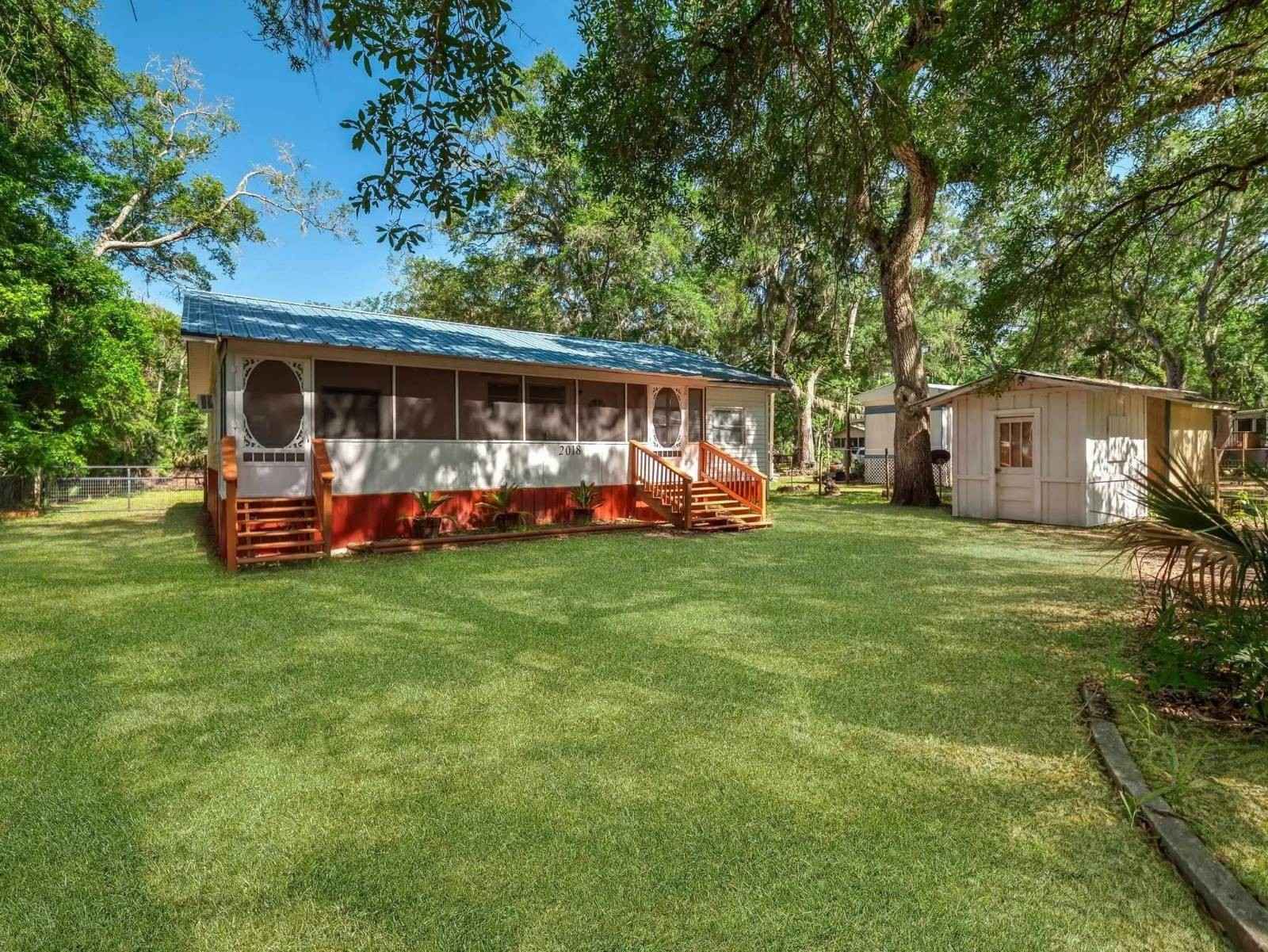 2018 River NE Rd  
