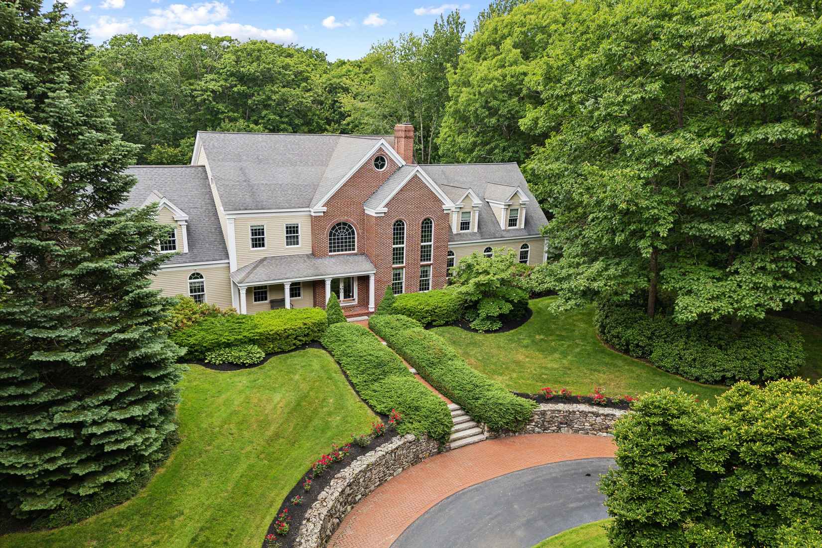 30 Plymouth Dr  