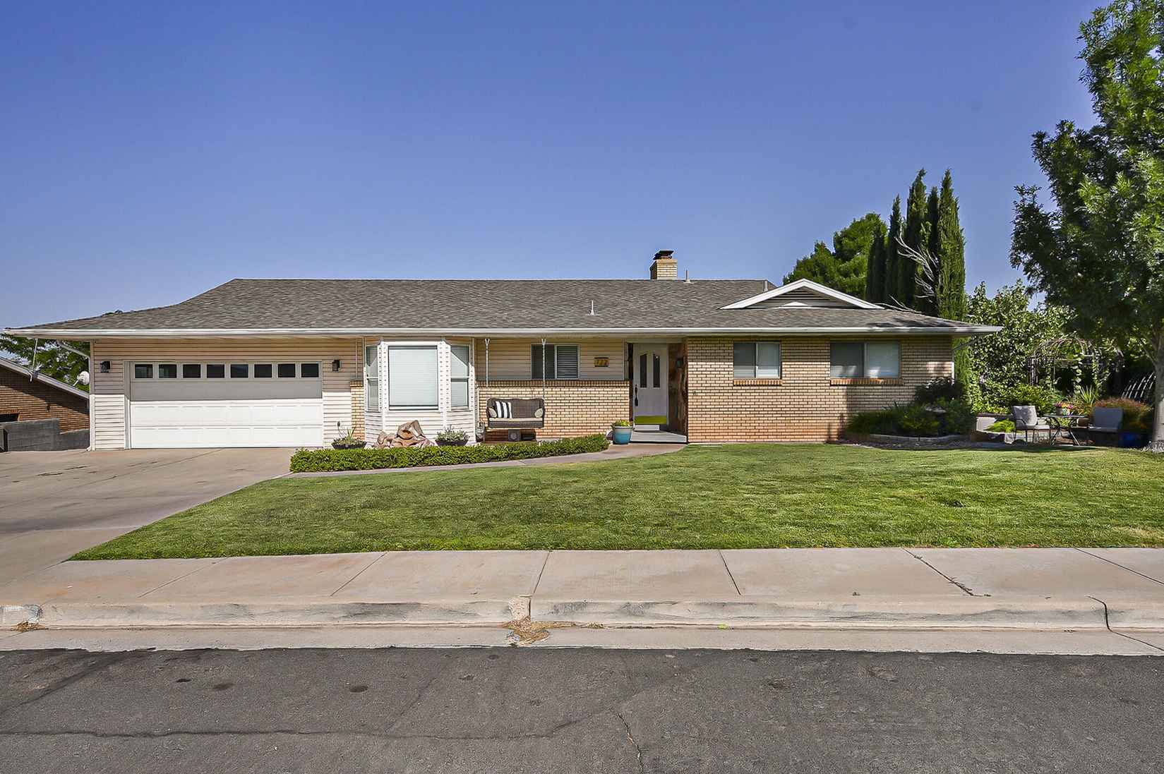 722 Staheli DR  