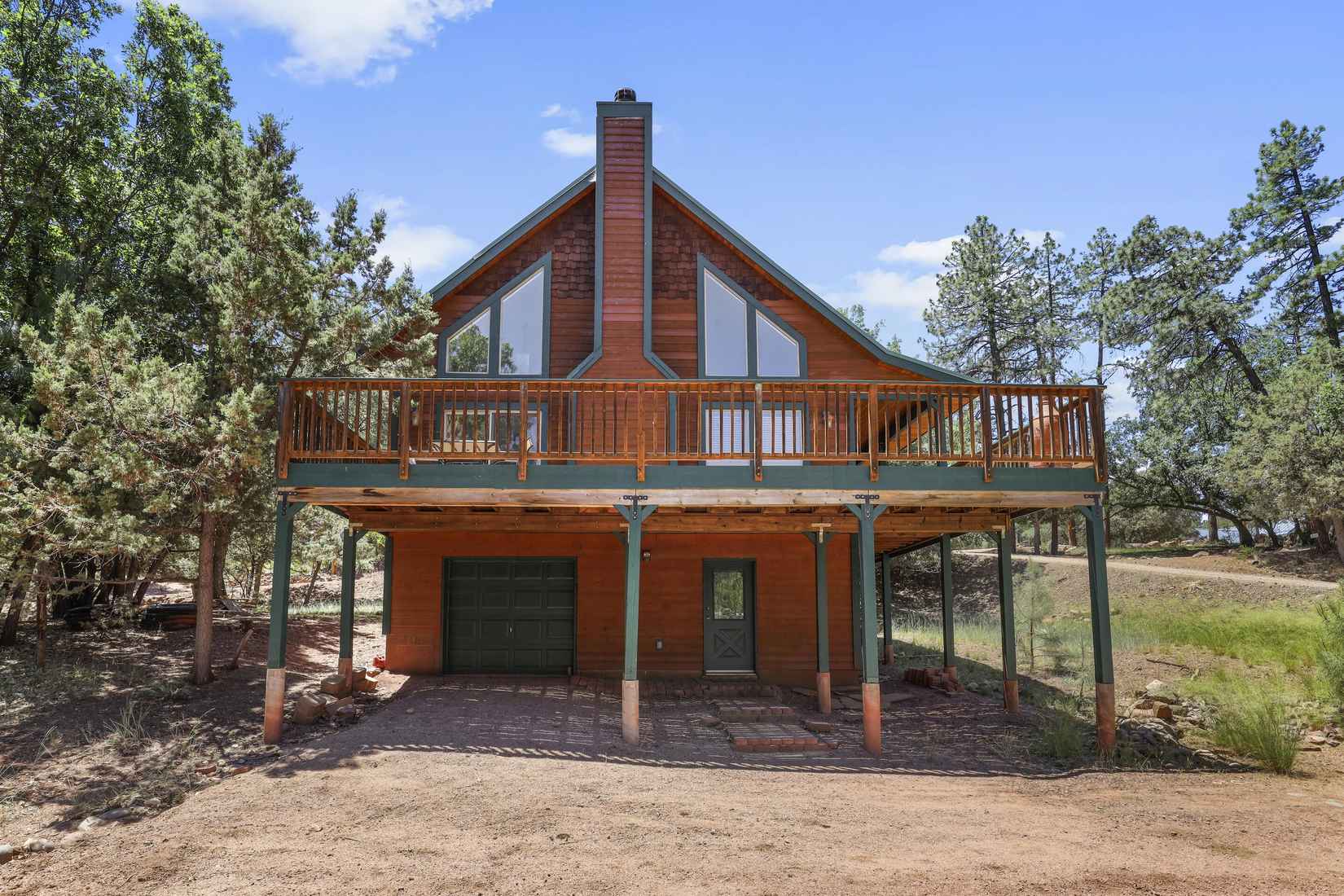 3417 Foothill Rd  