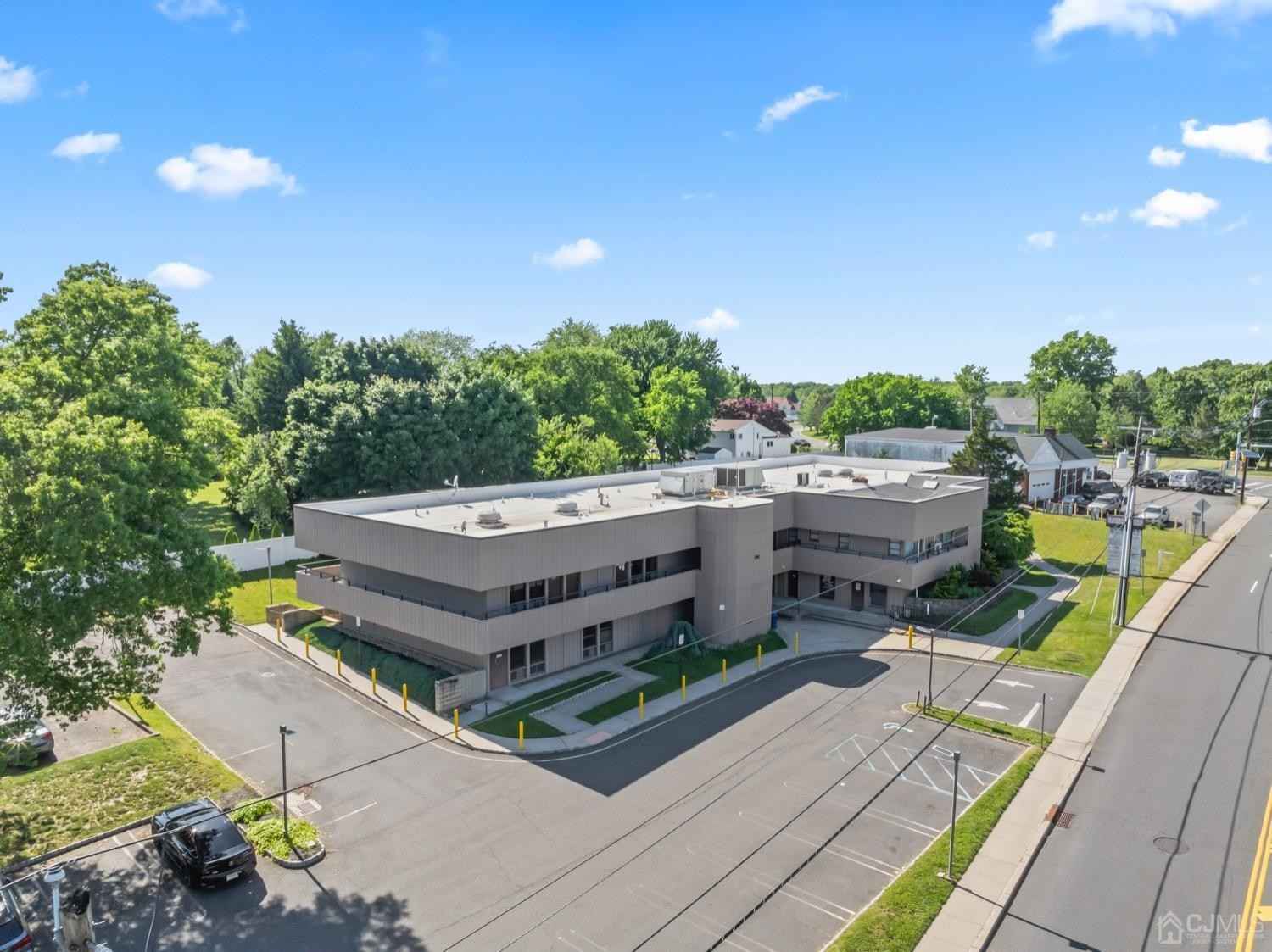 281 Summerhill Rd  