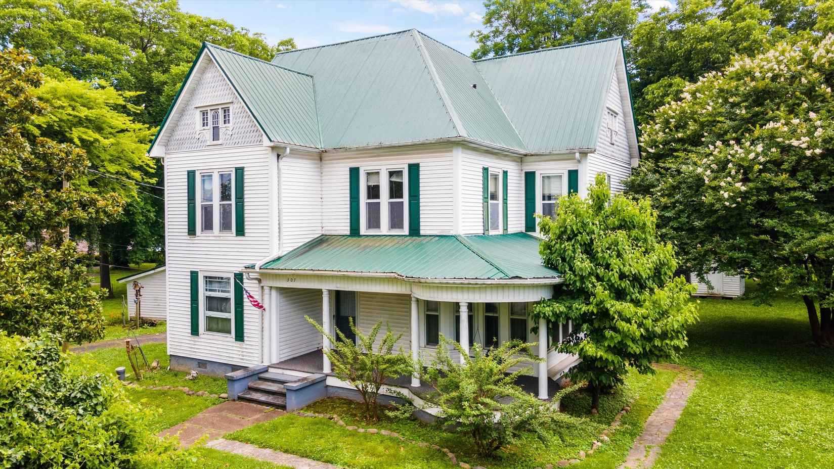 307 Prince St  