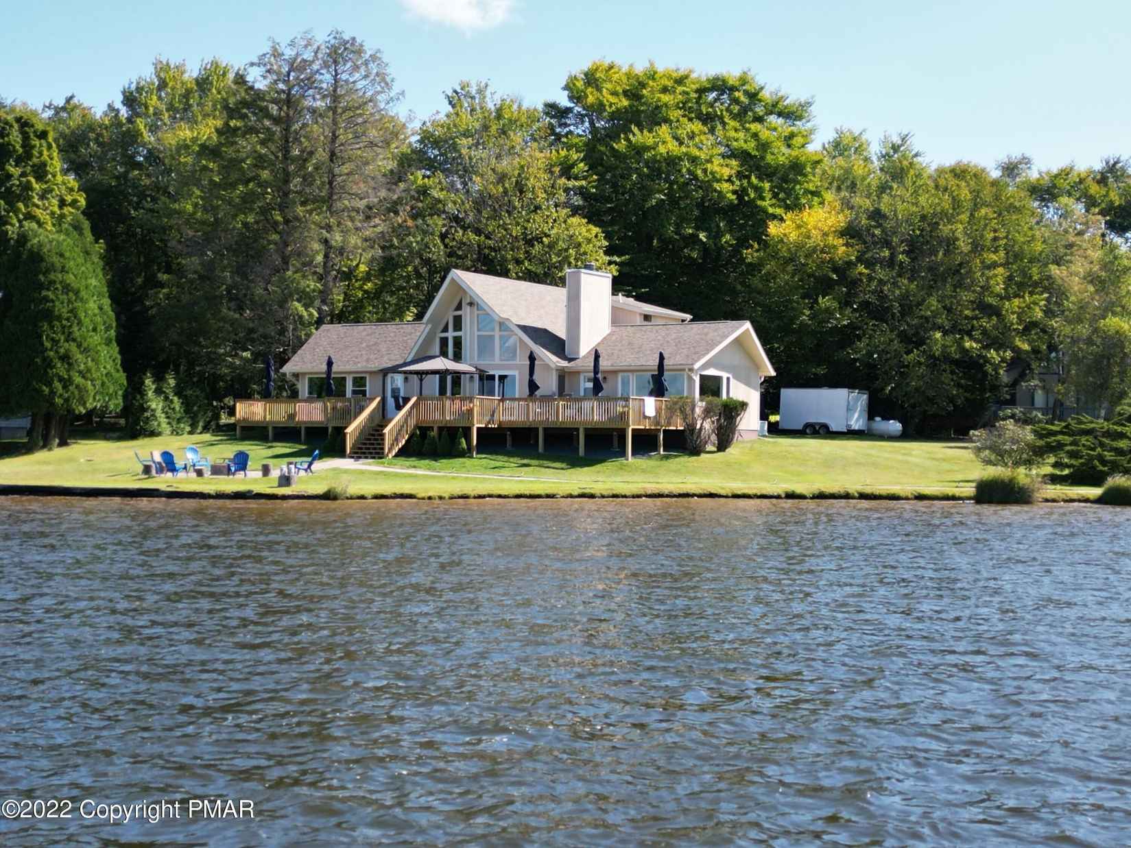 96 Longfellow Cir  