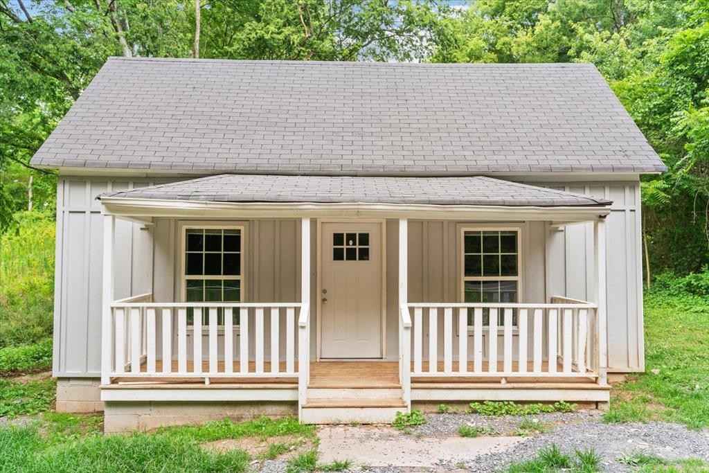 1406 Cleo Way  