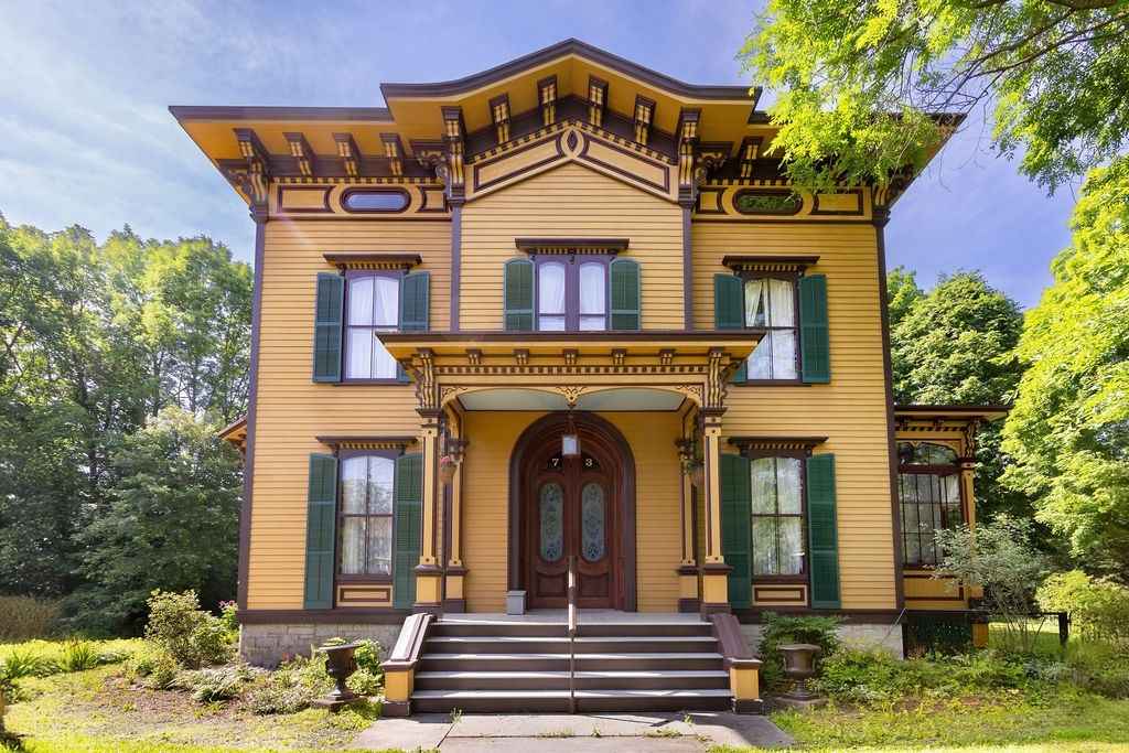 73 Elm St  