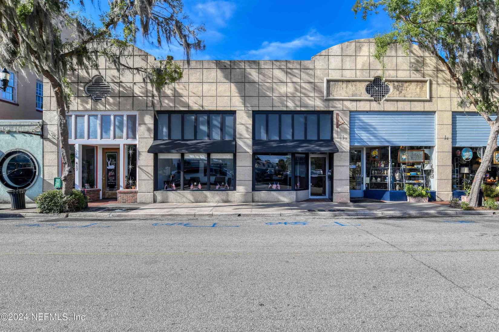 621 ST JOHNS Ave  