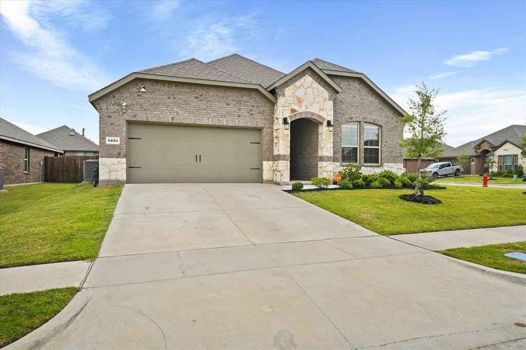 4234 Long Dr  
