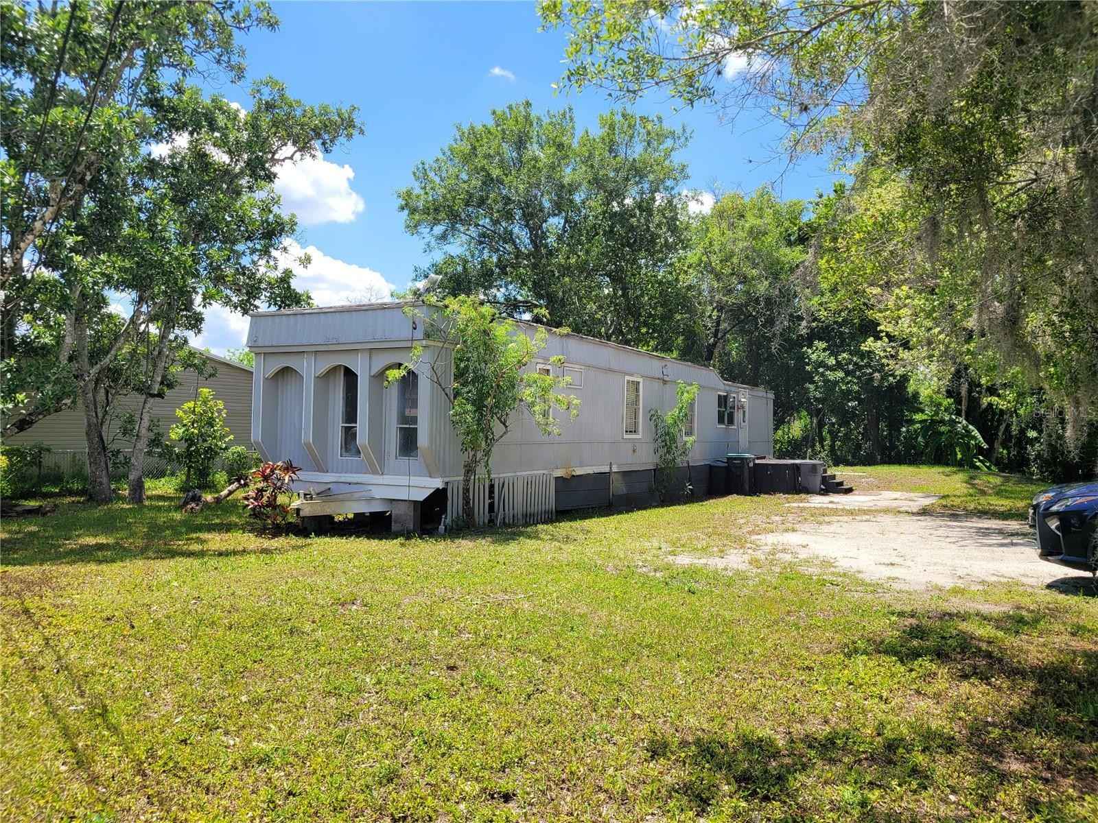 18806 COMMONWEALTH Ave  