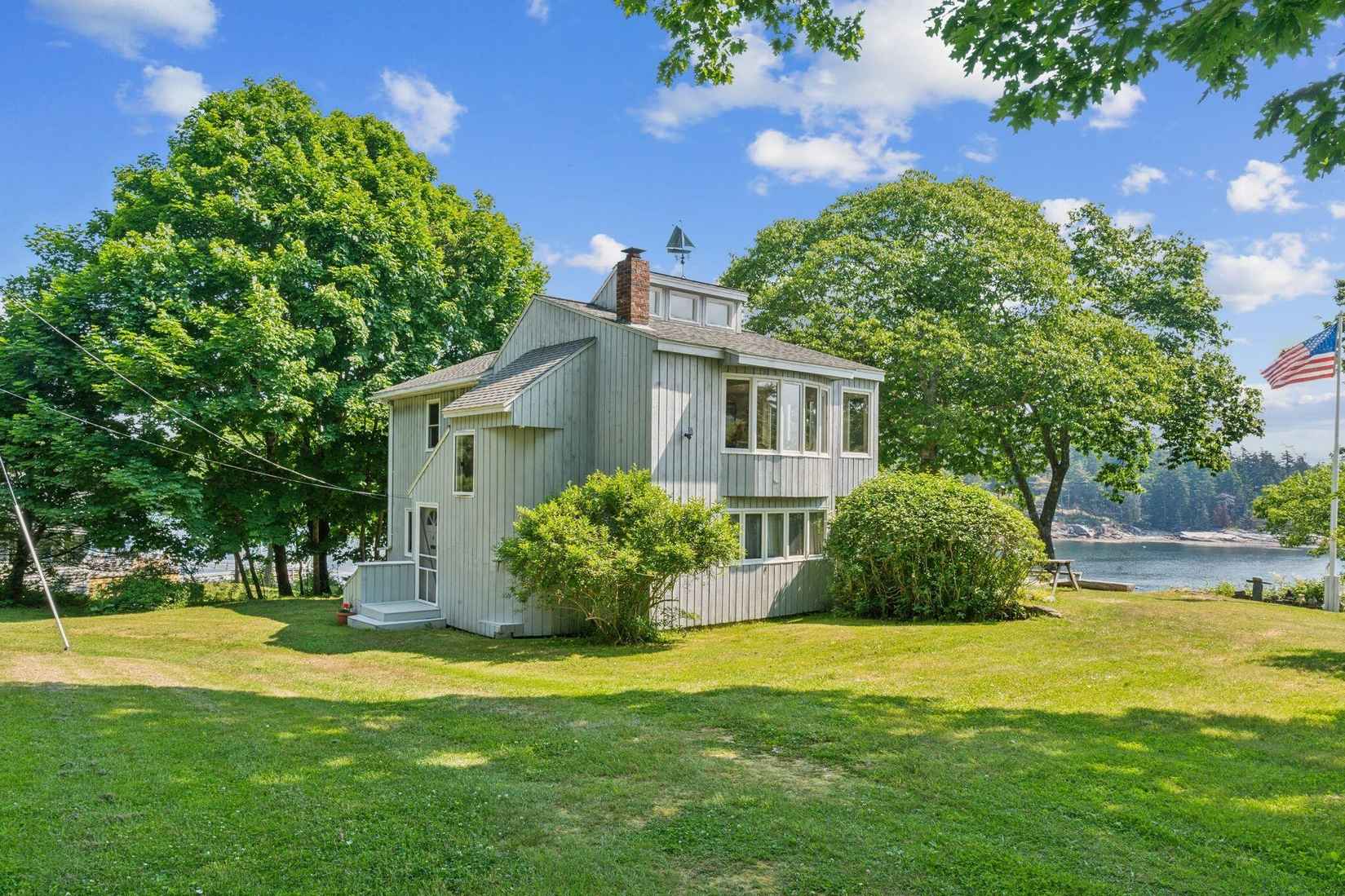 6 Pilot House Ln  