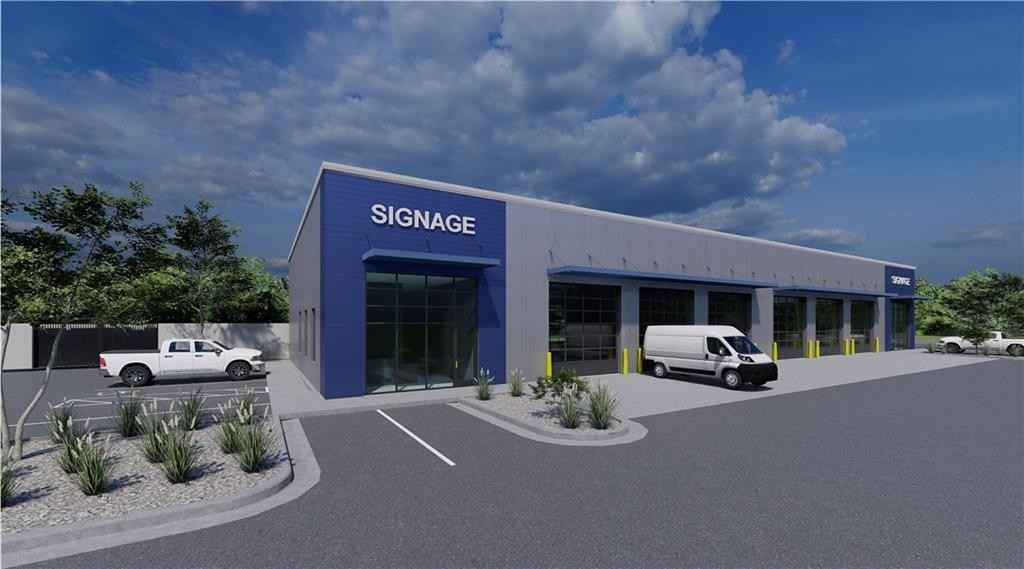 620 N Bloomington St  