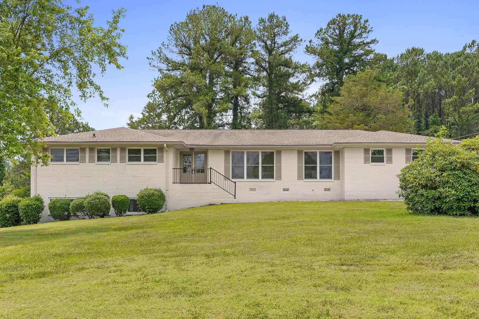 111 Linda Sue Dr  