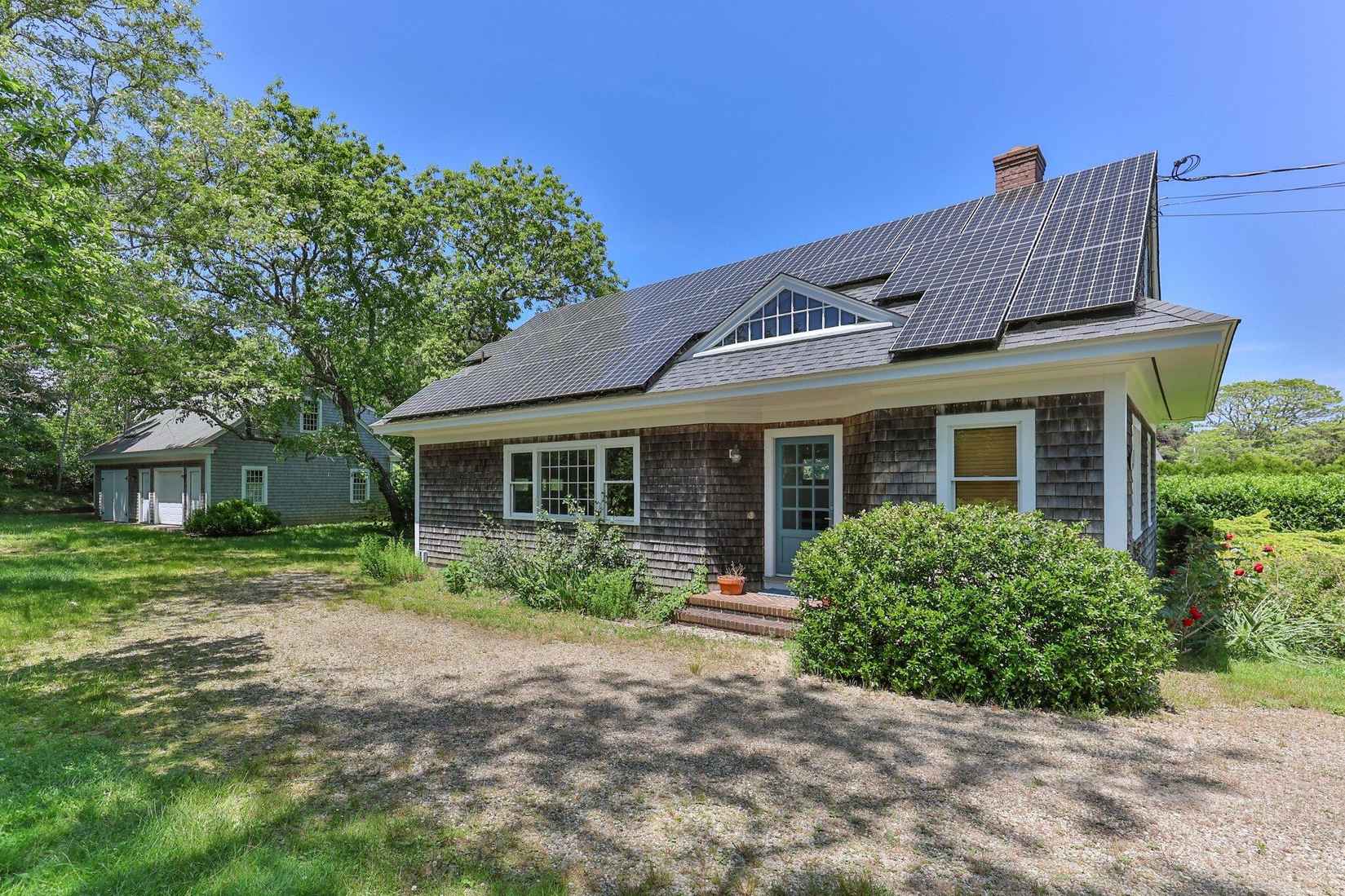 231 Crowell Rd  