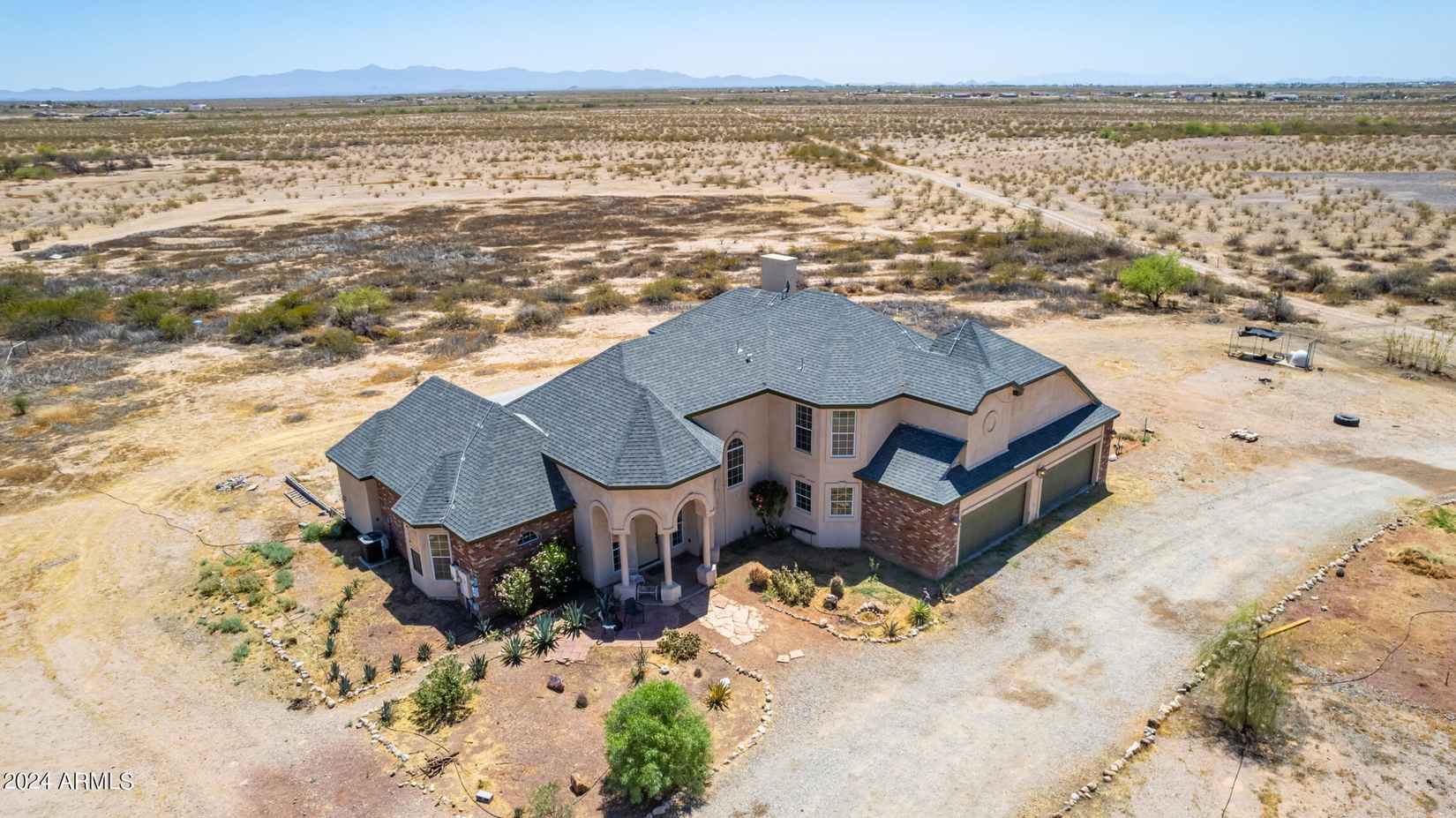 38218 W CAMELBACK Rd  