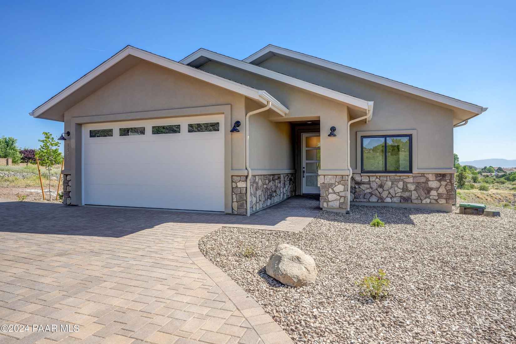 1475 Barberry Ln  