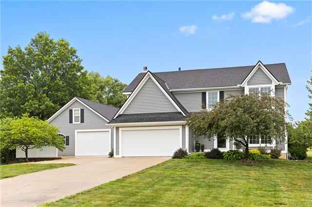 8490 OAK COUNTRY Ln  