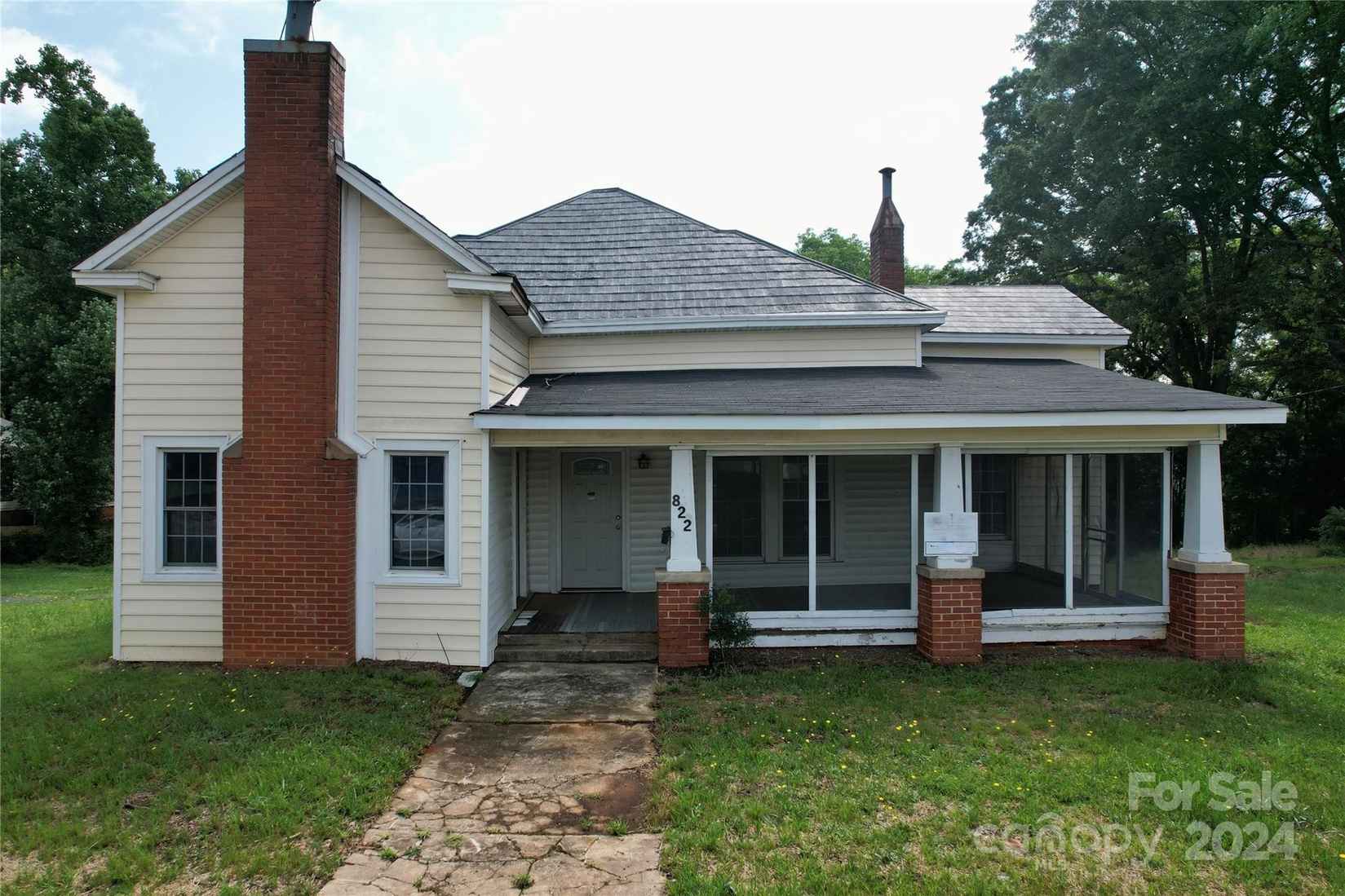 822 Charlotte Ave  