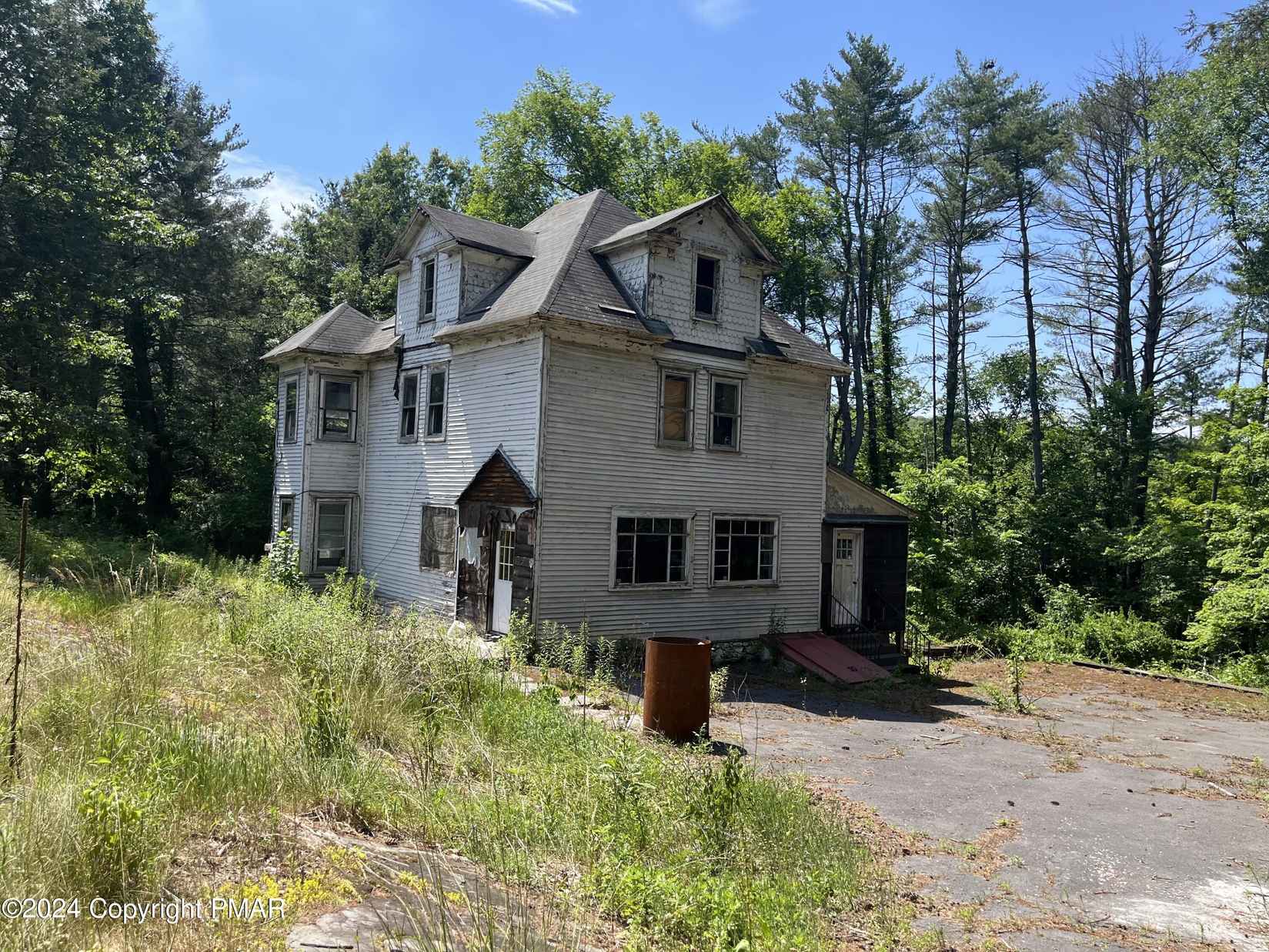 2320 Paradise Tr Trl  